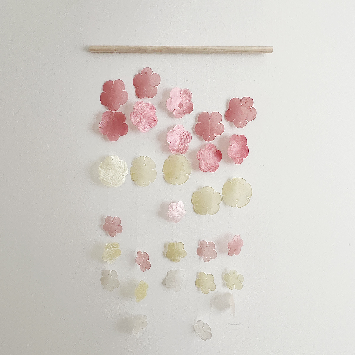 [22USE_0121]아프리카에 벚꽃 내린다 자개모빌 DIY-KIT_레드펀치